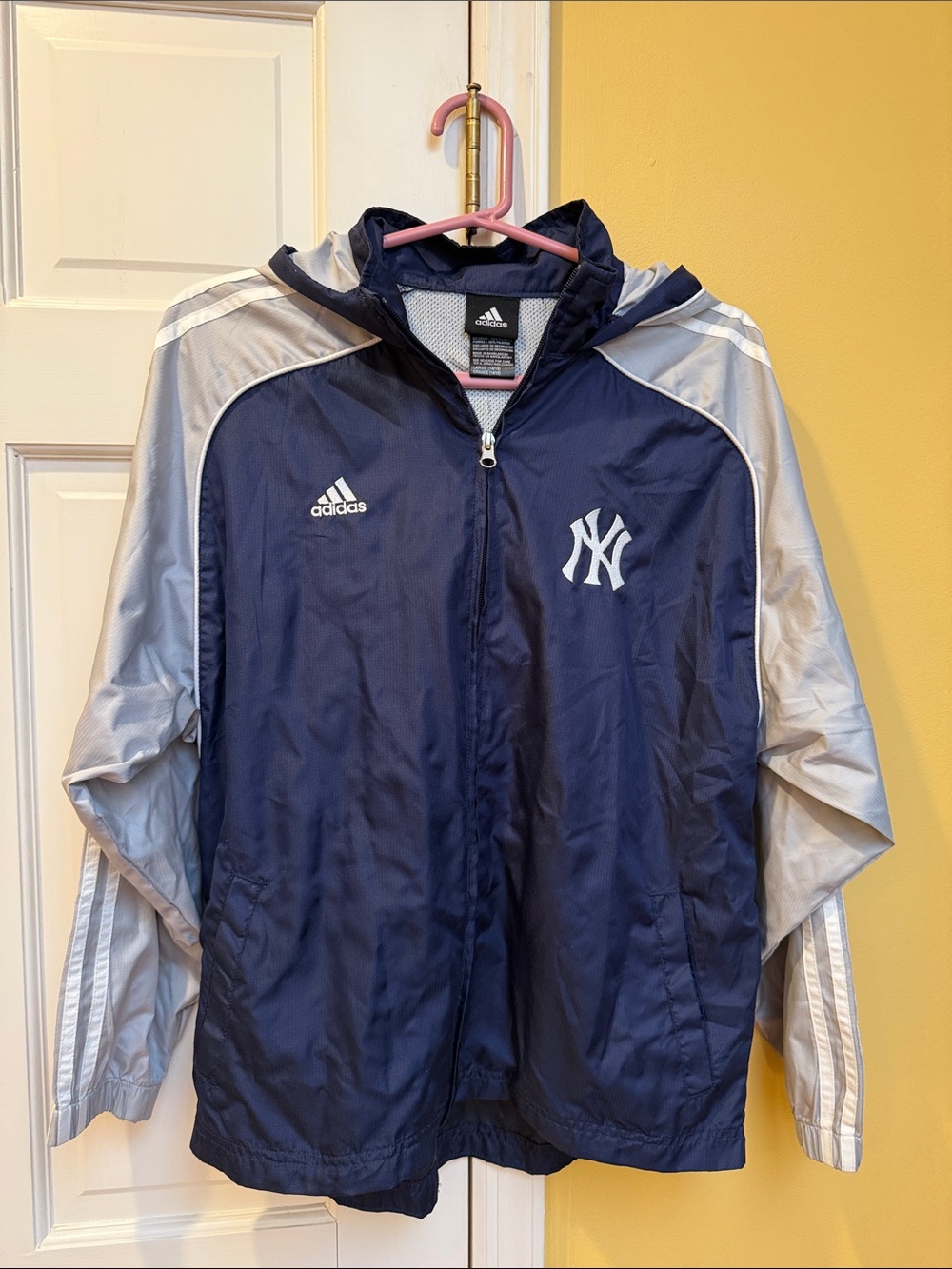 adidas Navy and Light Gray NY Yankees Hooded Windbreaker Jacket, (14/16)